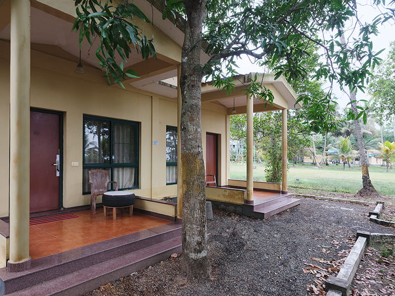 couple-friendly-villa-in-kerala